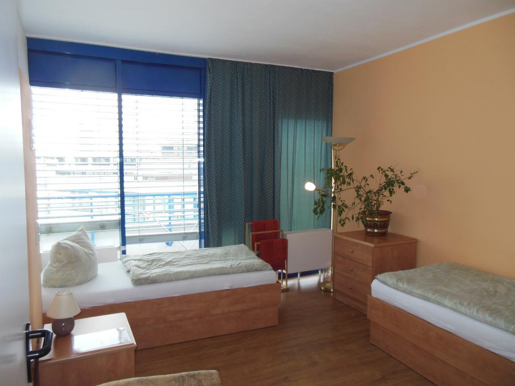 Lut10Her Sky-Fly Hotel Leipzig Værelse billede