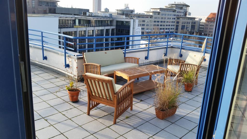 Lut10Her Sky-Fly Hotel Leipzig Eksteriør billede