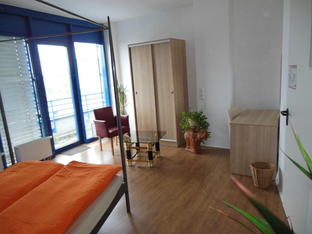 Lut10Her Sky-Fly Hotel Leipzig Værelse billede